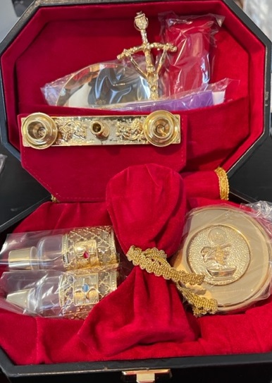 返品不可　カトリック・聖公会教会住所のみへの販売　Natale Salvadi　イタリア　NAA13-1　病者の塗油　携帯通夜葬儀セット　黒