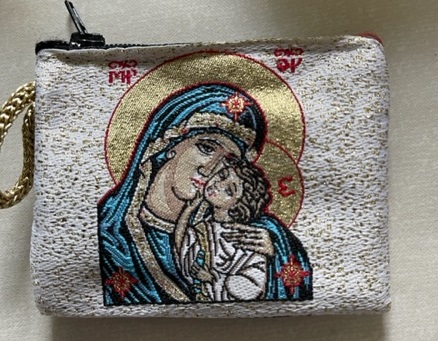 イタリア　 LALB11-63-2 　布製ロザリオ入れ　８×６．５センチ　聖母子　チャック式　Little cloth purse with image