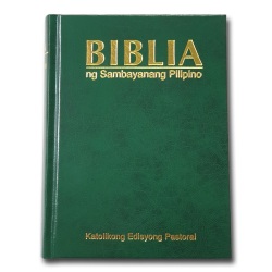 ロザリオ現地購入品　RO73331115  タガログ語聖書　Biblia Ng Sambayanang Pilipino Katolikong Edisyong Pastoral Popular、Hard