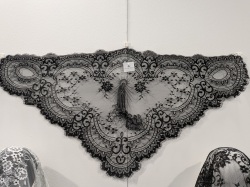 CASAS DE CARMEN　フランスヴェール　6520　Fatima　６０×１２０センチ　黒　