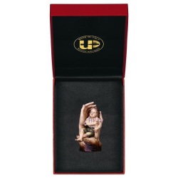 ULPE WOOD ART　イタリア　木彫   守りの手の中の男の子　６センチ　PROTECTIVE HANDS BOY + CASE  UP381000E6B