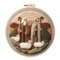 手刺繍用　初心者用　刺繍キット　ROAL713922　クリスマス羊飼い　２０センチ枠＋刺繍糸＋英語解説書　つき　１セット
