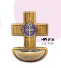 イタリア　 LALHW016 　オリーブ　聖ベネディクト　聖水盤クロス　Cross stoup made of olive wood without body+varn.+St.Benedict's medal,cm.13x9 HW 016