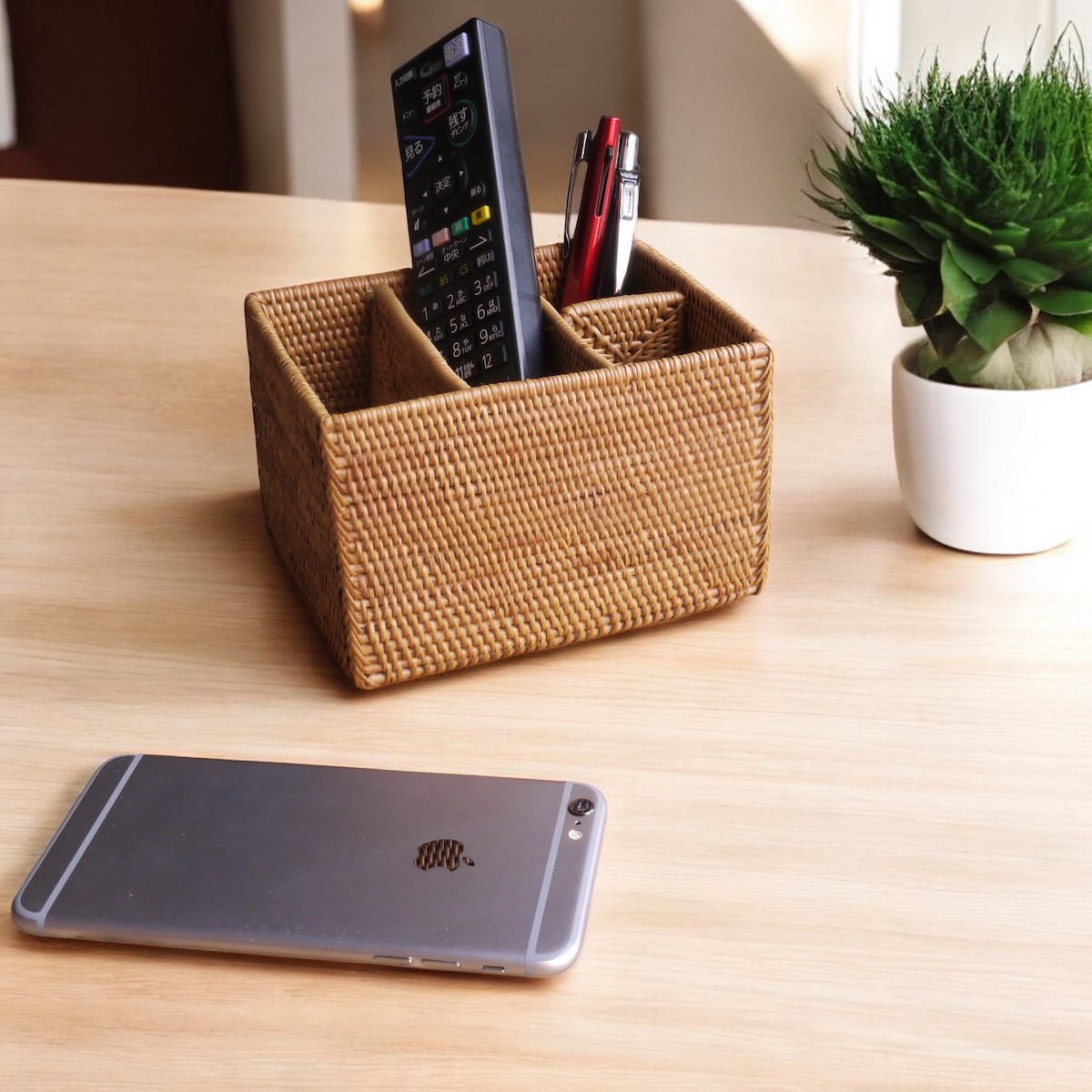 アタ リモコンボックス 収納