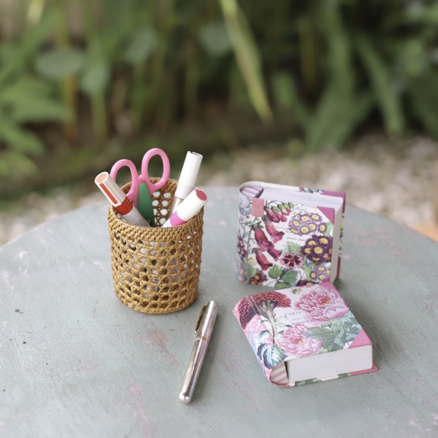 アタ ペン立て カトラリー入れ