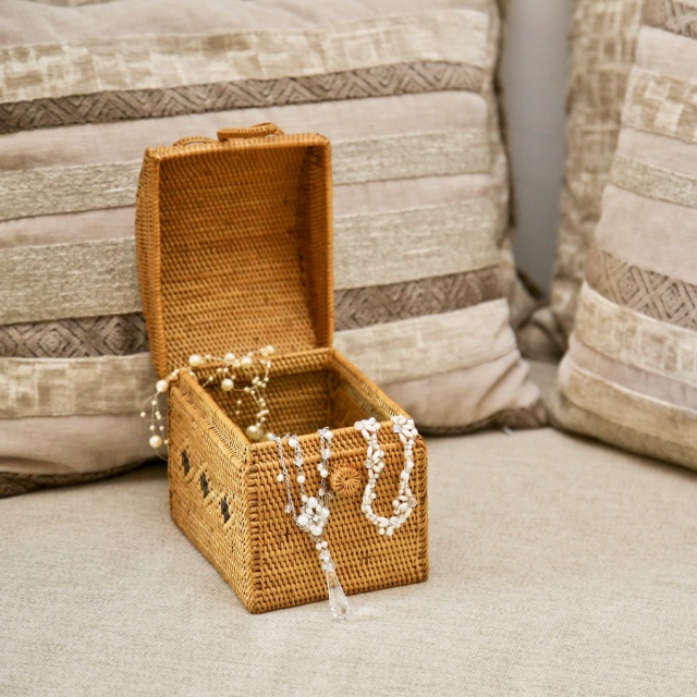 かまぼこリボンちゃん (BOX423) Rosily(ロージリー) バリ島 アタかご