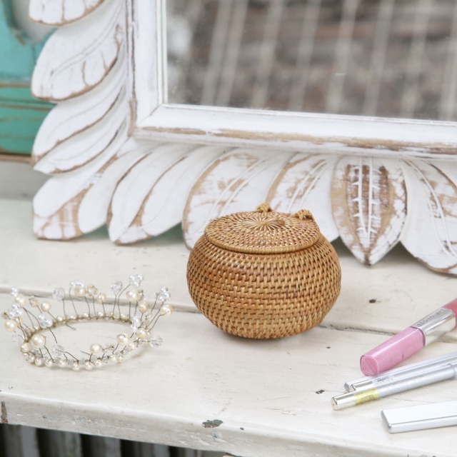 アタ 蓋付き 小物入れ