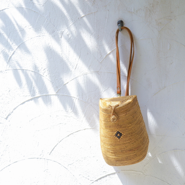 アタ リュックサック かごバッグ