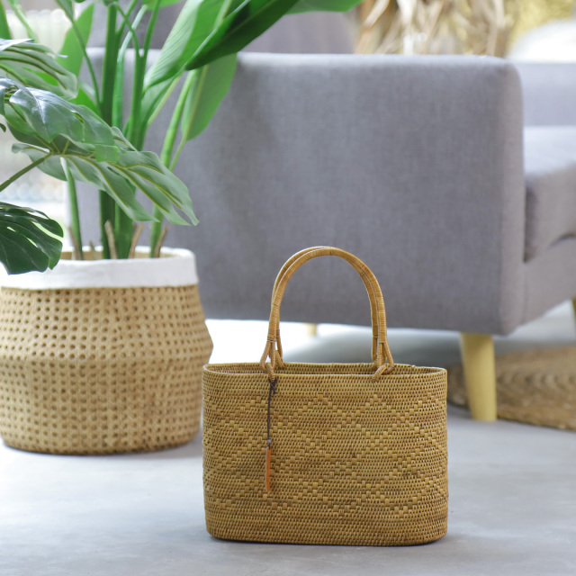 アタバック かごバッグ