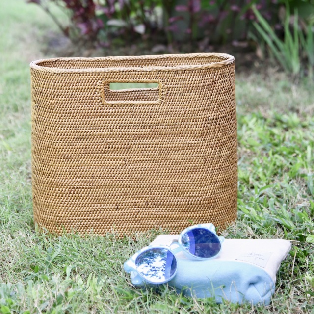 アタ　マガジンラック　収納v