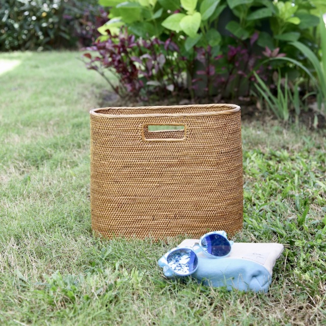 アタ　マガジンラック　収納