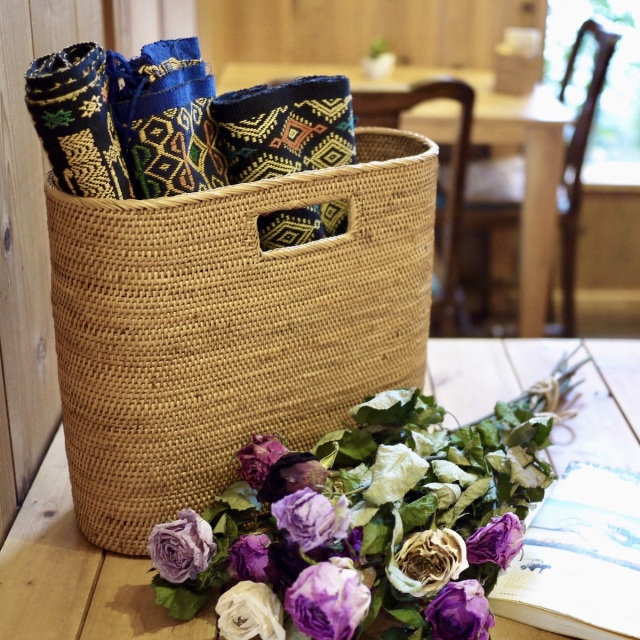 アタ　マガジンラック　収納