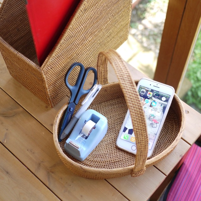 アタ雑貨 アタトレイ 手持ち付き