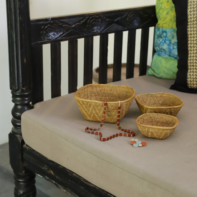 アタ雑貨 アタトレイ カゴ スクエア