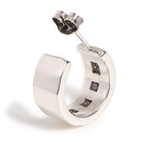 VIVIFY (ビビファイ) Back Hallmarks Pierce/ Mirror finish /Middle