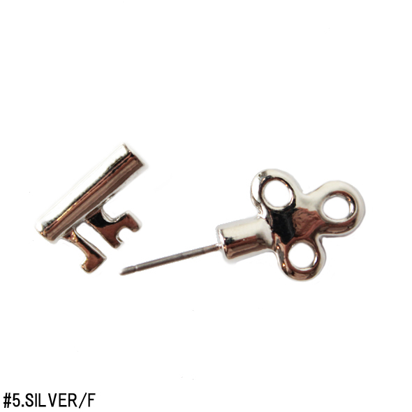 【70%OFF】CLASSIC KEY  pirece【メール便可】