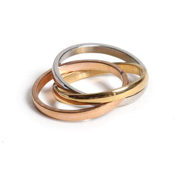 ３連 リング ナロー