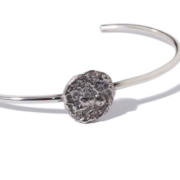 VIVIFY (ビビファイ) Ancient Coin Bangle