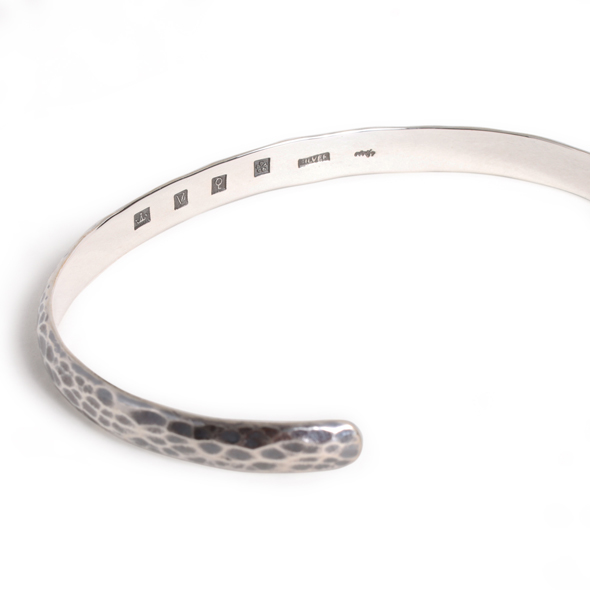 VIVIFY (ビビファイ) Back Hallmarks Bangle/Hammered finish/Round