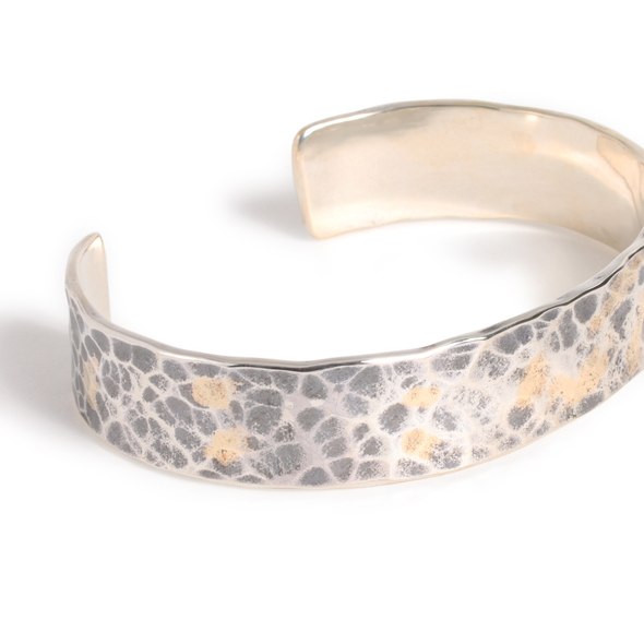 VIVIFY (ビビファイ) Back Hallmarks Bangle/ Hammered finish /12mm w/gold