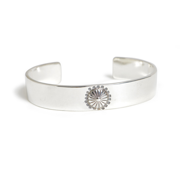 VIVIFY (ビビファイ)  JP Flower Bangle