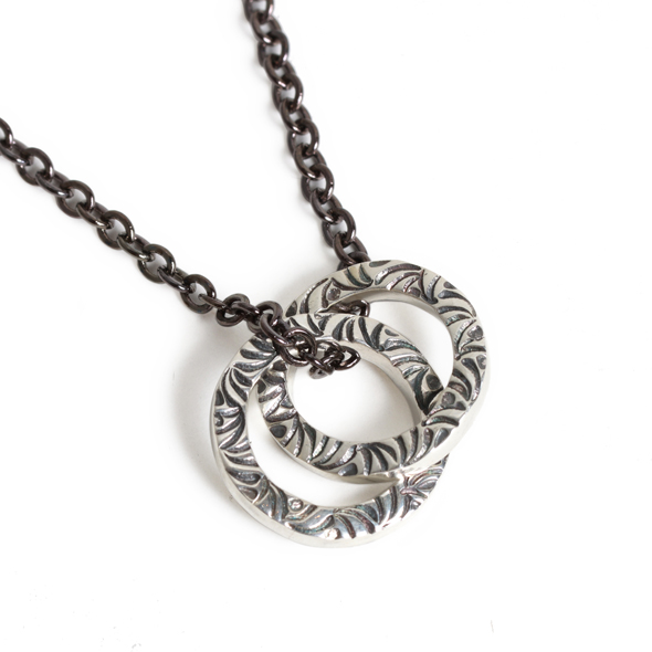 VIVIFY (ビビファイ) Side Arabesque Twin Link Glasses Holder Necklace(S)