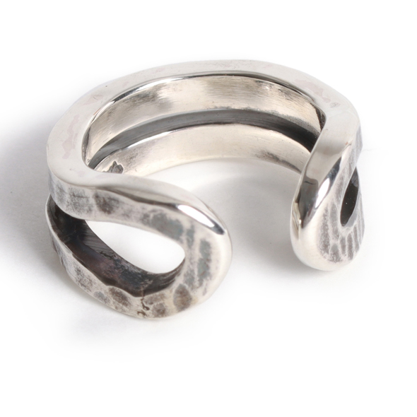 VIVIFY (ビビファイ) Loopin' Ear cuff/ Hammered finish【メール便可】