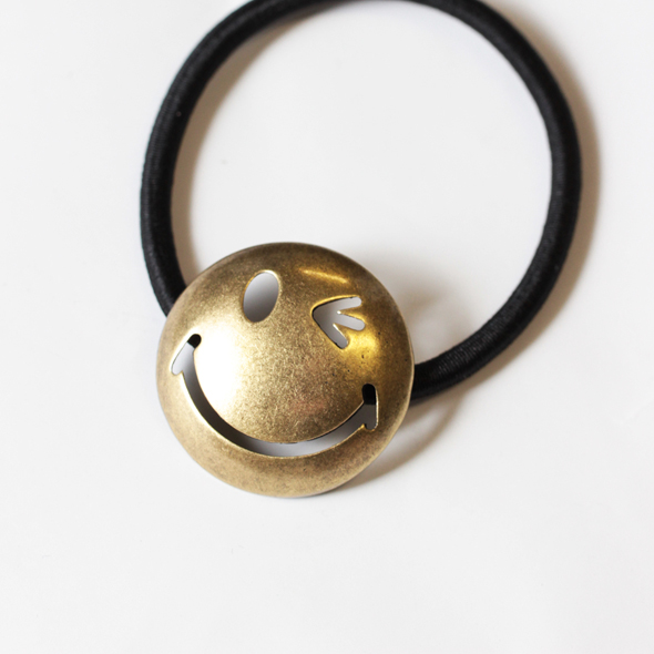 ヘアゴム ウインク【メール便可】