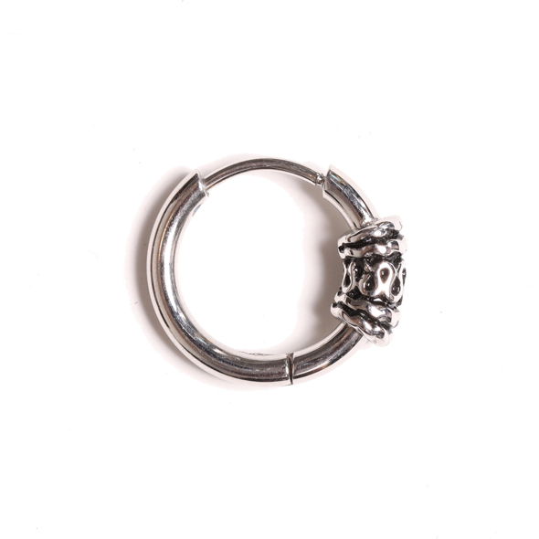 フープピアス
