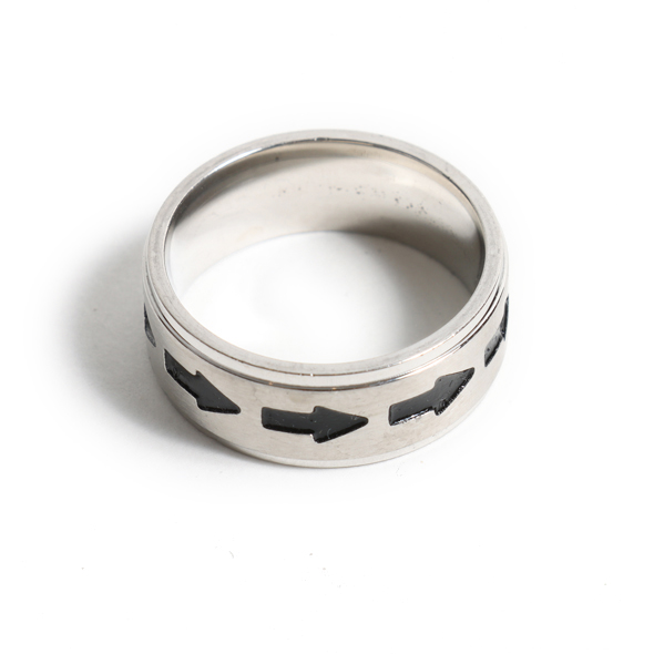 【50%OFF】リング 矢印 方向 