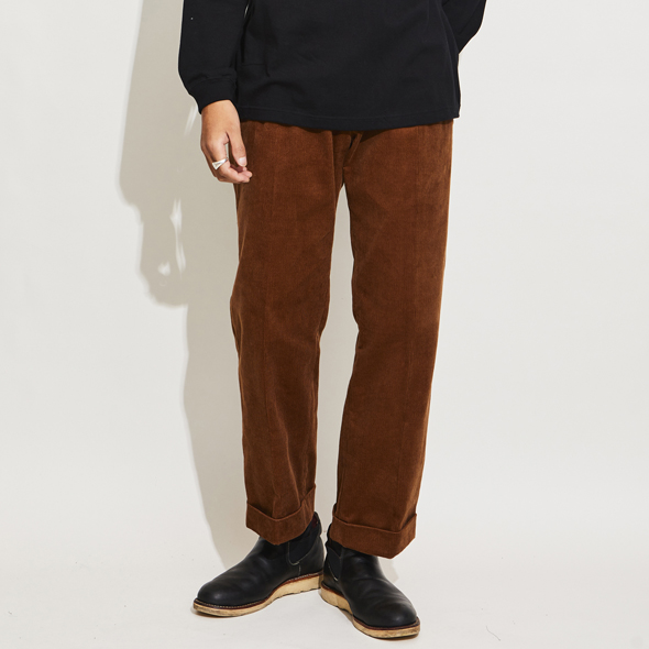 【SCENERITY】Two-tuck corduroy pants SCENERITY】Two-tuck corduroy pants パンツ・ボトムス
