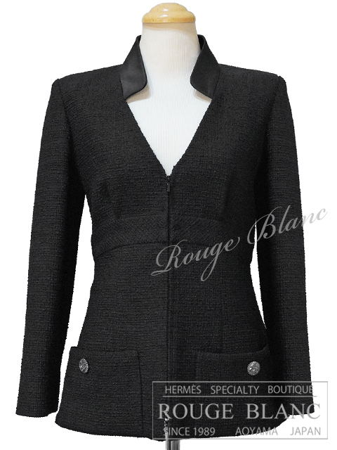 シャネル　ツイードジャケット　ブラック　#36　17C　タグ付　【未使用品】  CHANEL Tweed jacket Black 【UNUSED】