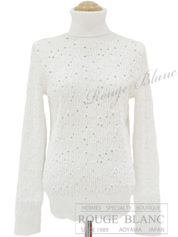 シャネル　22C　長袖ニット　トップス　ホワイト　＃38　ココマーク　タグ付　P72110【新品同様】 CHANEL Long Sleeve Knit White【USED】