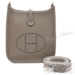 エルメス　エヴリン　TPM/16　アマゾン  サングル　カヴァル  エトゥープ　トリヨンクレマンス　シルバー金具　【新品】HERMES  Evelyne TPM/16 Amazon  Sangle Caval Etoupe  Taurillon Clemence Silver Buckle【NEW】
