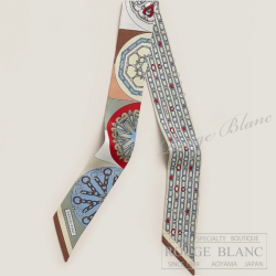 エルメス　ツイリースカーフ　"カレイドスコープ・エフェクト"　ベージュ×ルージュ×カーキ　【新品】HERMES Twilly Scarf  "Effet Kaleidoscope" Beige×Rouge×Kaki 【NEW】