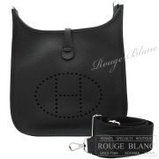 エルメス　エヴリン3　PM/29　ブラック　黒　トリヨンクレマンス　シルバー金具　【新品】 Hermes Evelyne3 PM/29 Black Taurillon Clemence Silver Buckle 【NEW】