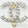 シャネル　B24K　ブローチ　ココマーク　ハートチャーム　リボン　シルバー　ゴールド　【新品】　CHANEL Broach Silver Gold 【NEW】