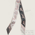 エルメス　ツイリースカーフ　"シュヴァル・ドゥ・クール・バンダナ"　ブラック×ブラン×ヴューローズ　【新品】 HERMES Twilly Scarf  "Cheval de Coeur Bandana" Black× Blanc×Vieux rose 【NEW】