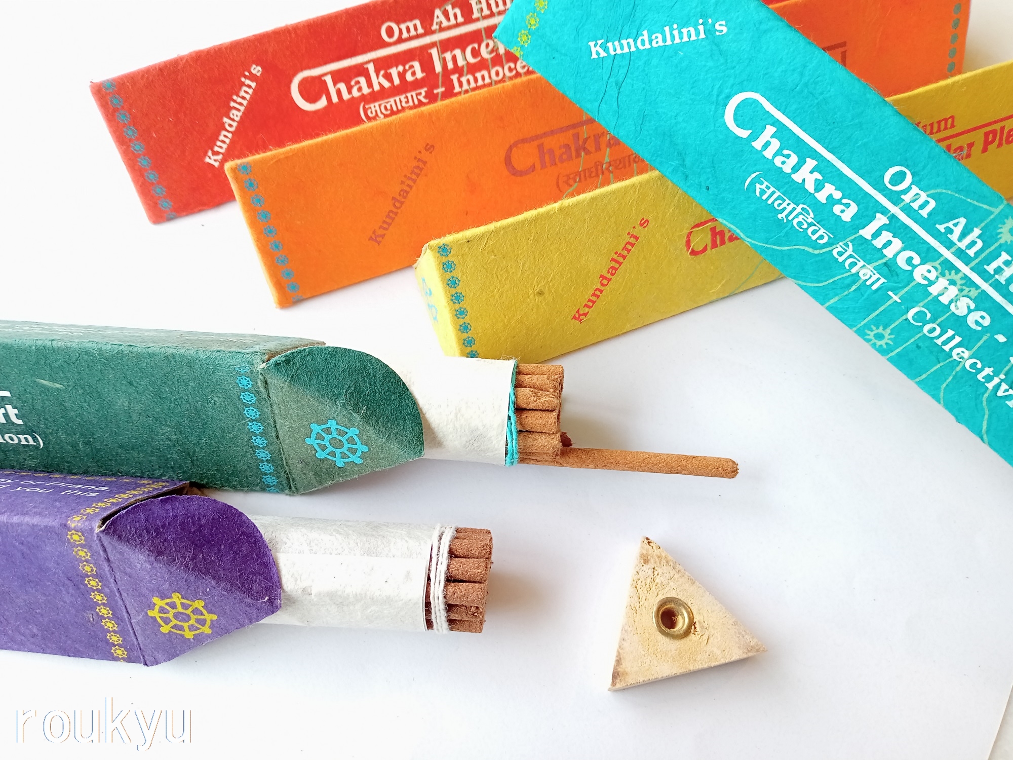 チャクラ・インセンス　(ひと箱・１９本入り)