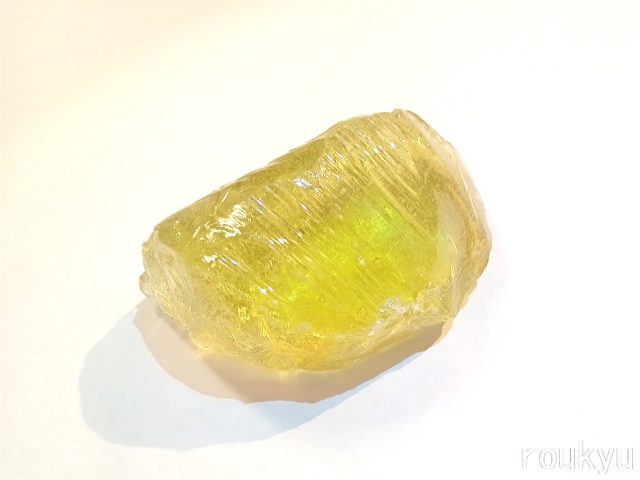 アンダラ・クリスタル （イエロー・228.0g） 【AC24YE004-t】