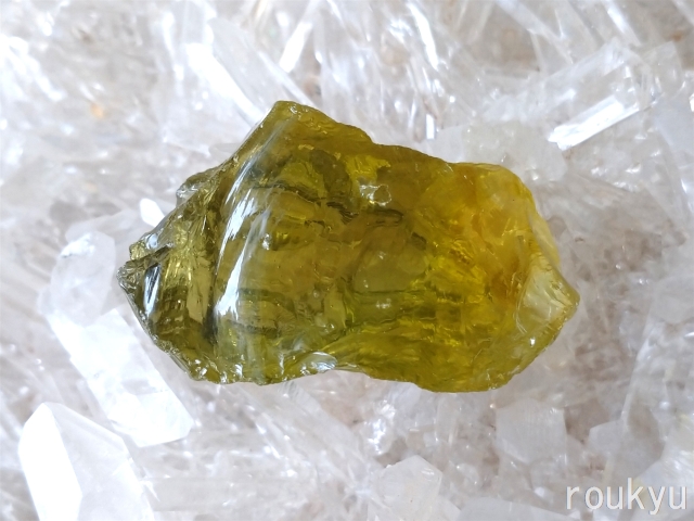 アンダラ・クリスタル （アップルグリーン・34.2g） 【AC25G002】