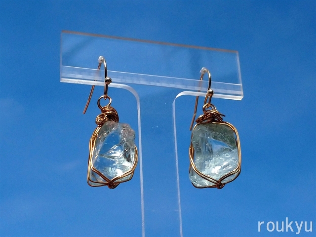 アンダラピアス