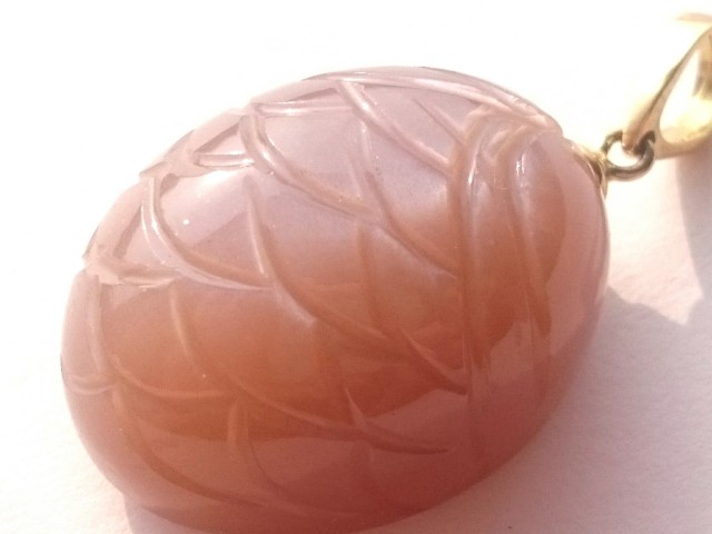 オレンジムーンストーンペンダントトップK18