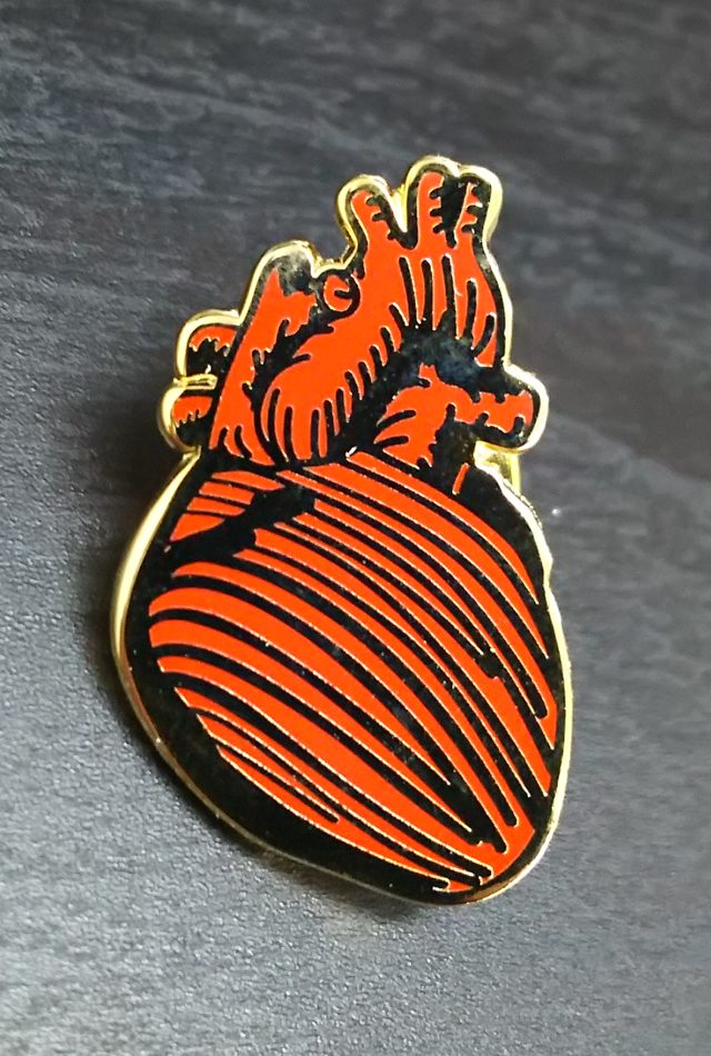 【アナトミーピンバッチ】心臓 レッド&ゴールド（Heart, Red & Gold）
