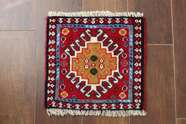 【送料無料】ヤラメのミニ絨毯（約30×30cm）　206