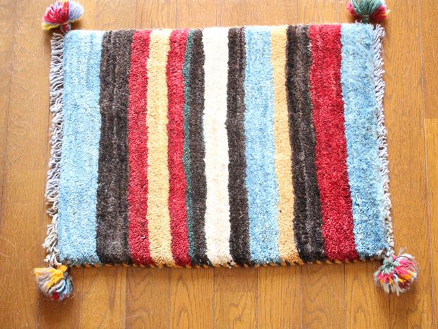 遊牧民のじゅうたん　ギャッベ（玄関マットサイズ小　約60×40cm） 2131