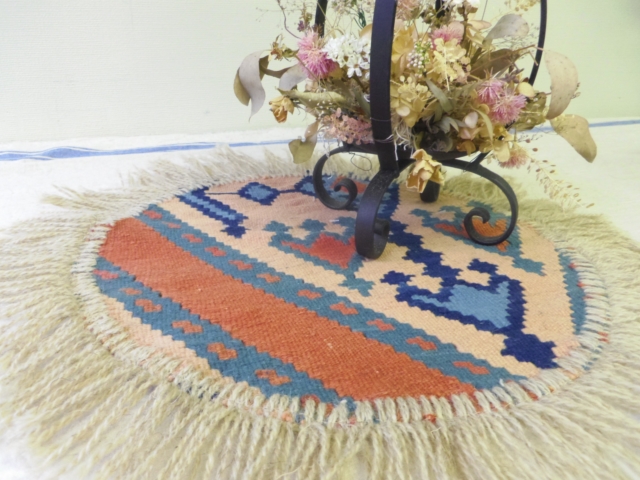 【高品質】ミニキリム/円形（手織り）　ZA524