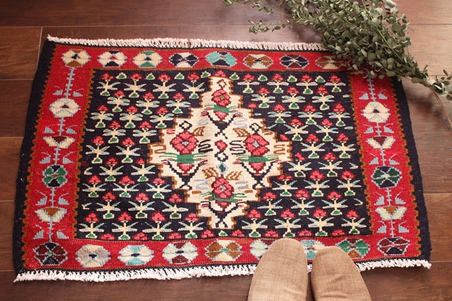 【送料無料】【かわいい！】セネのキリム　（玄関マットサイズ大 88×52cm）　9993