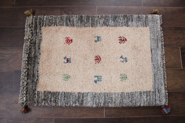 遊牧民のじゅうたん　ギャッベ（玄関マットサイズ大　89×61cm）　9999