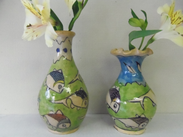 おさかな模様　陶器の花瓶　ZA440